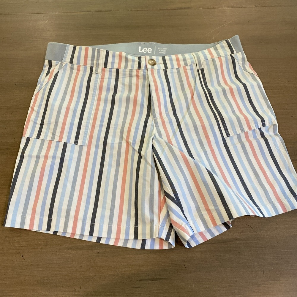 Lee Womens Shorts Size 14 Reg Bermuda Striped Mid Rise Pockets Stretch Waist